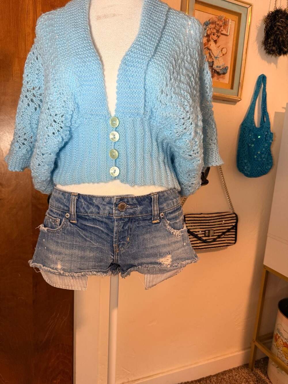 Y2K American Eagle Low Rise Distressed Denim Short Shorts Size 2